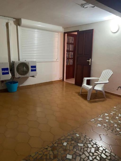 Studio, 1 Chambre, 1Sdb Trois-Rivieres Luaran gambar